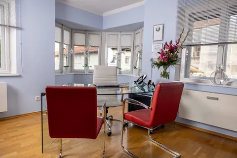 Praxisklinik FaceArt in München, Dr. Barbara Kernt