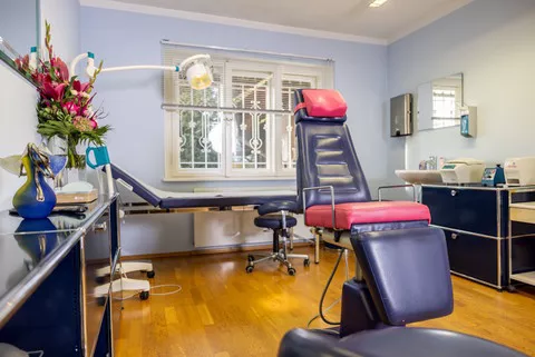 Praxisklinik FaceArt in München, Dr. Barbara Kernt